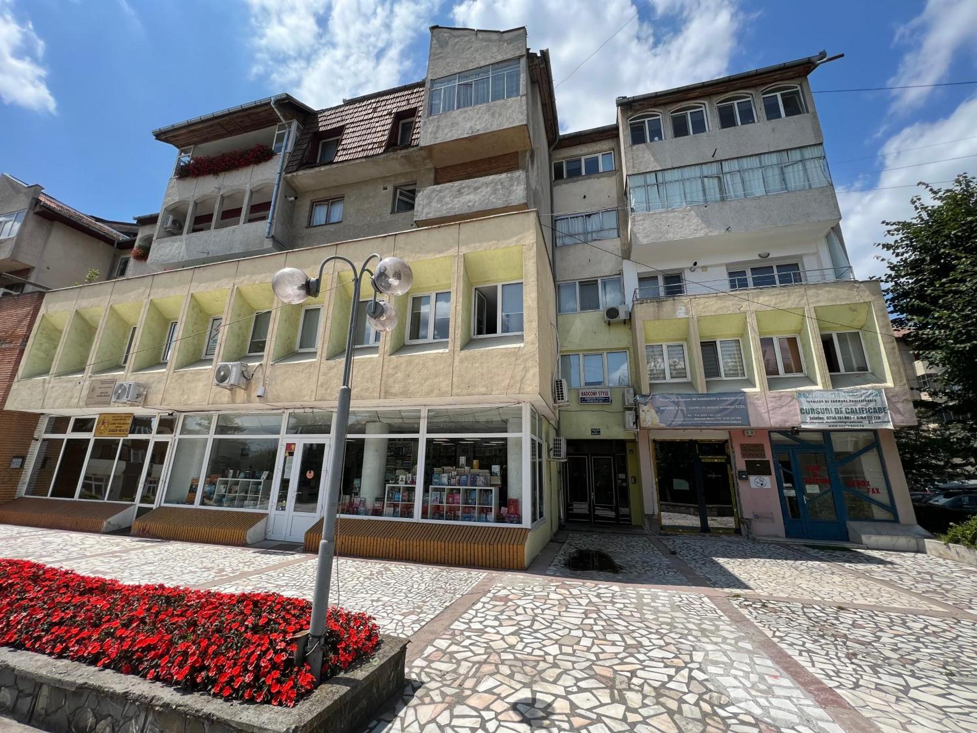 Apartament Centru Râmnicu Vâlcea Екстериор снимка