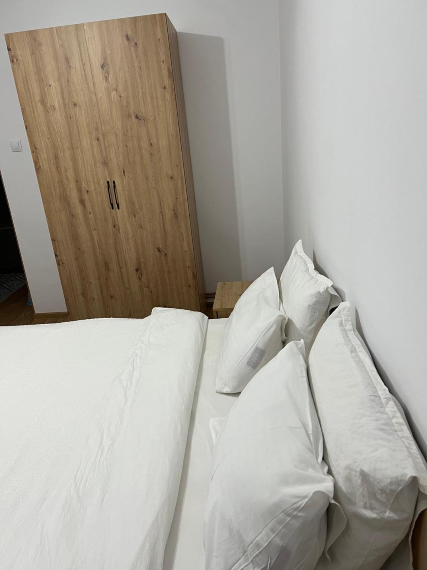 Apartament Centru Râmnicu Vâlcea Екстериор снимка